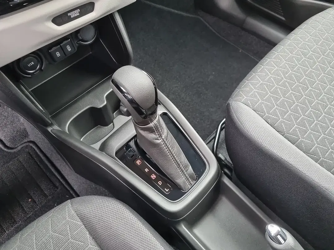 Suzuki Swift - Thumbnail 20