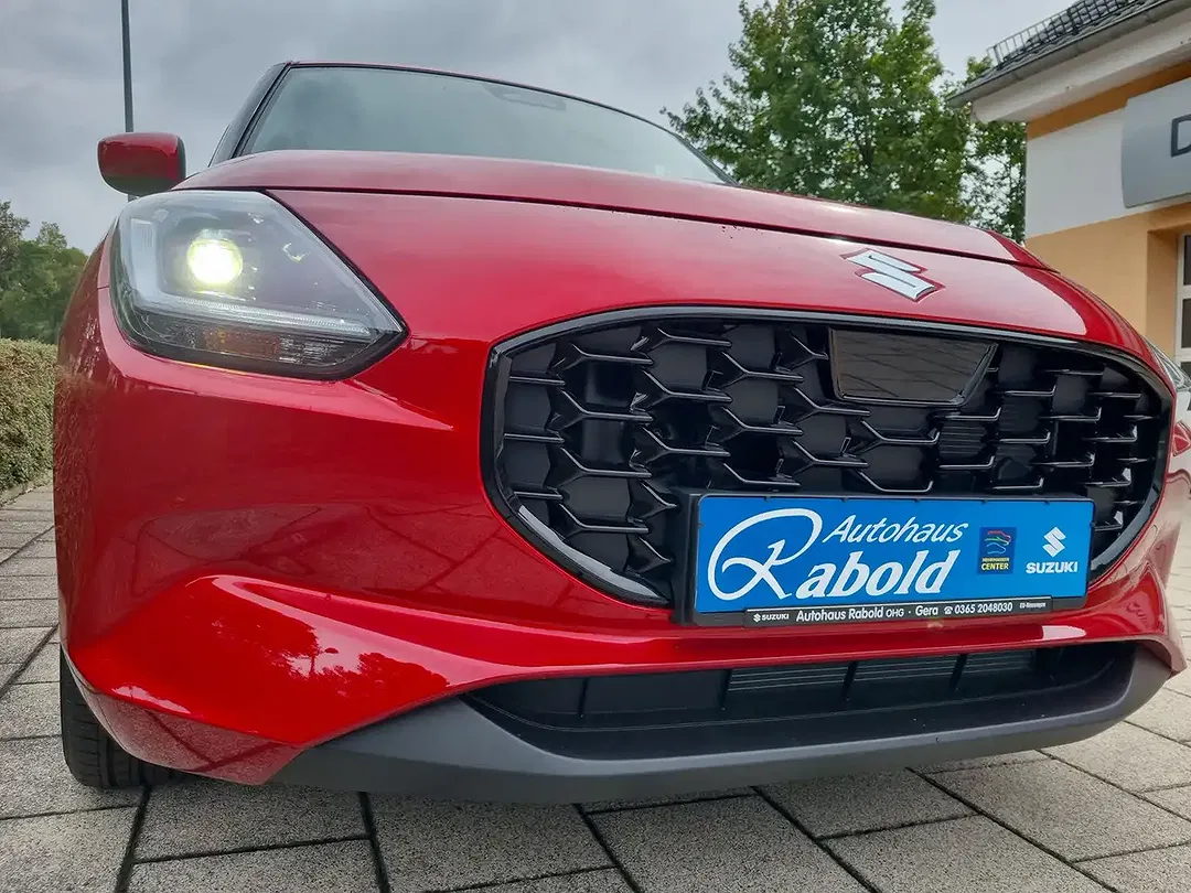 Suzuki Swift - Thumbnail 8