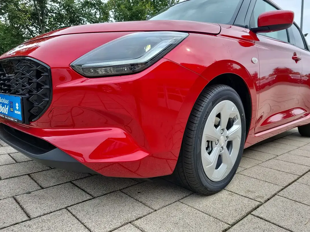 Suzuki Swift - Thumbnail 9