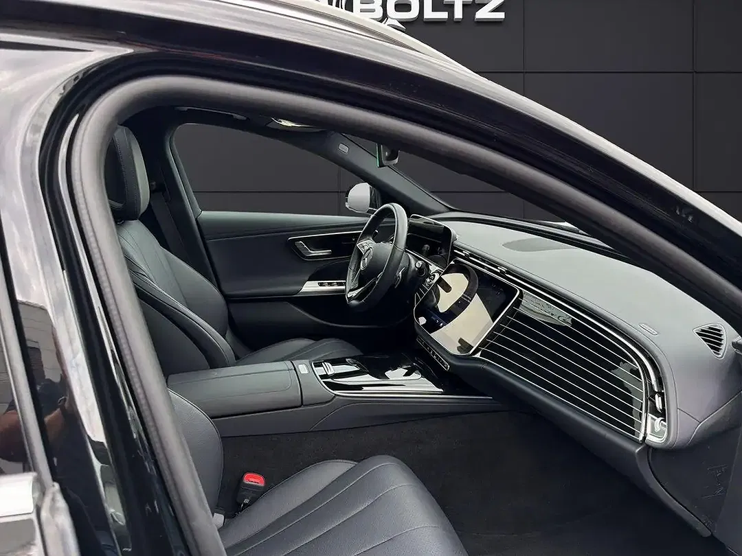 Mercedes-Benz E 200 - Thumbnail 15