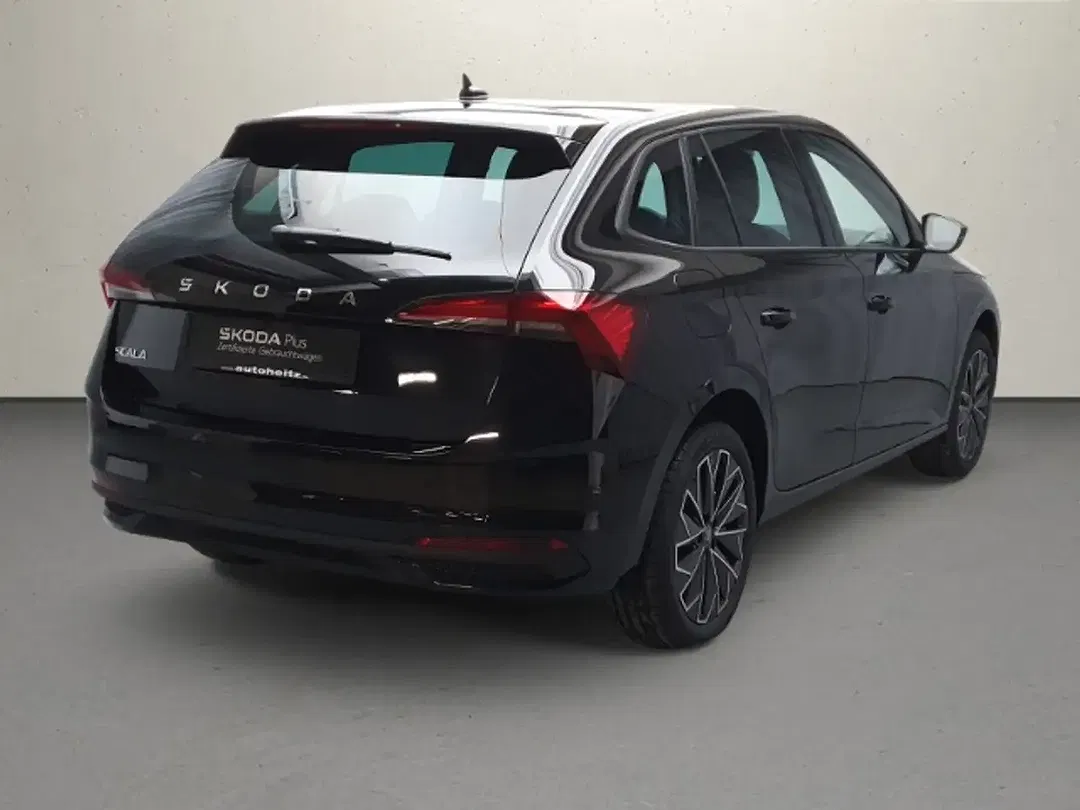 Skoda Scala - Thumbnail 2