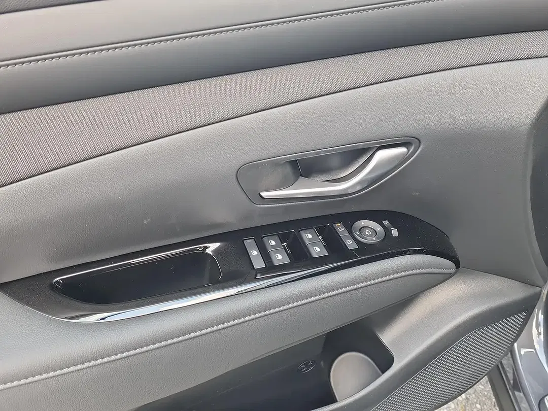 Hyundai TUCSON - Thumbnail 13