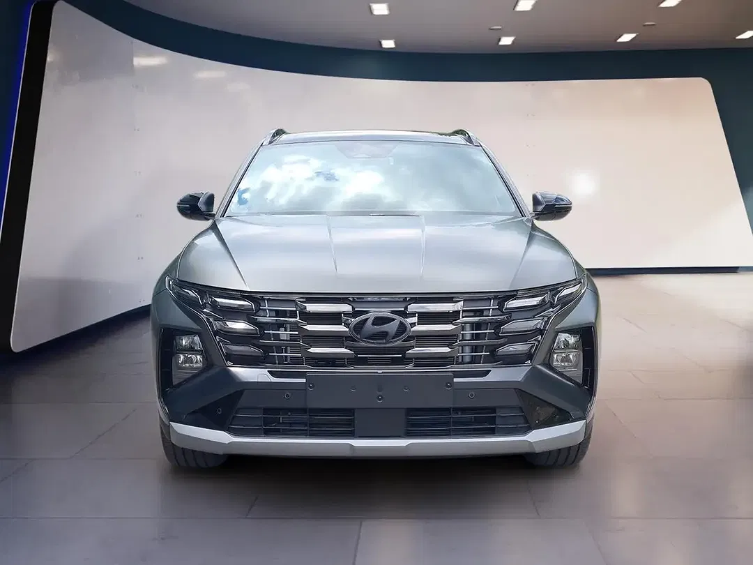 Hyundai TUCSON - Thumbnail 2