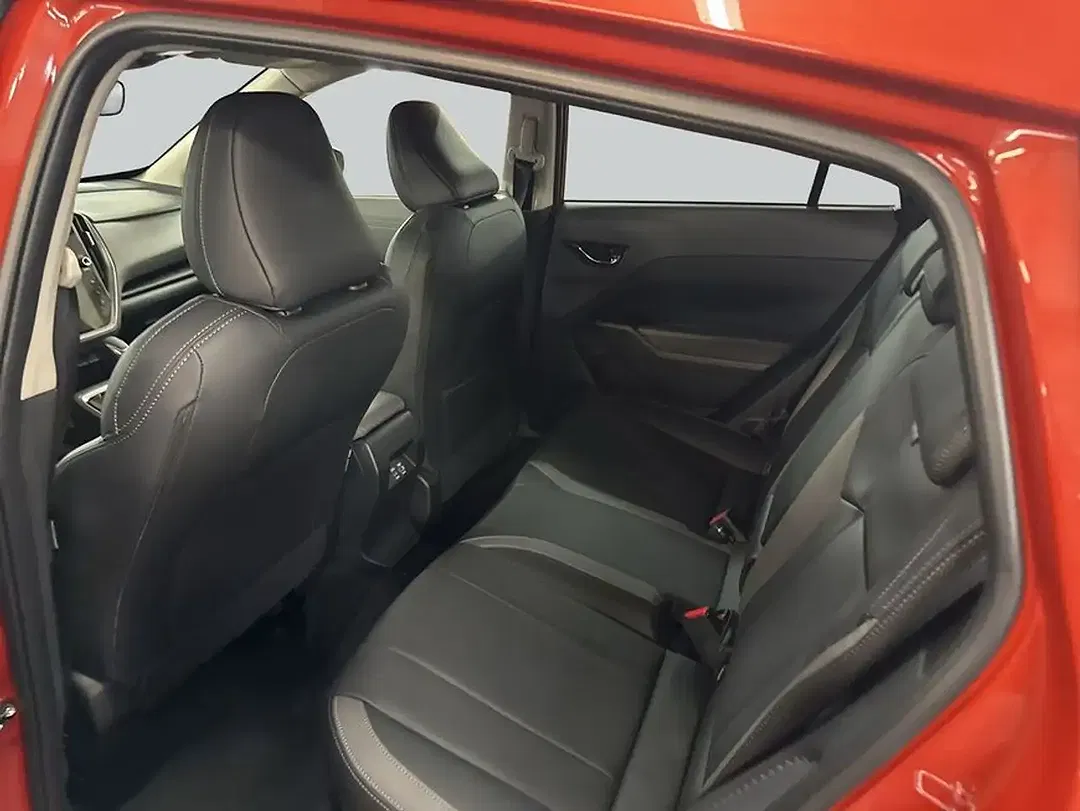Subaru Crosstrek - Thumbnail 9