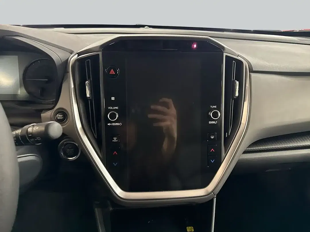 Subaru Crosstrek - Thumbnail 13
