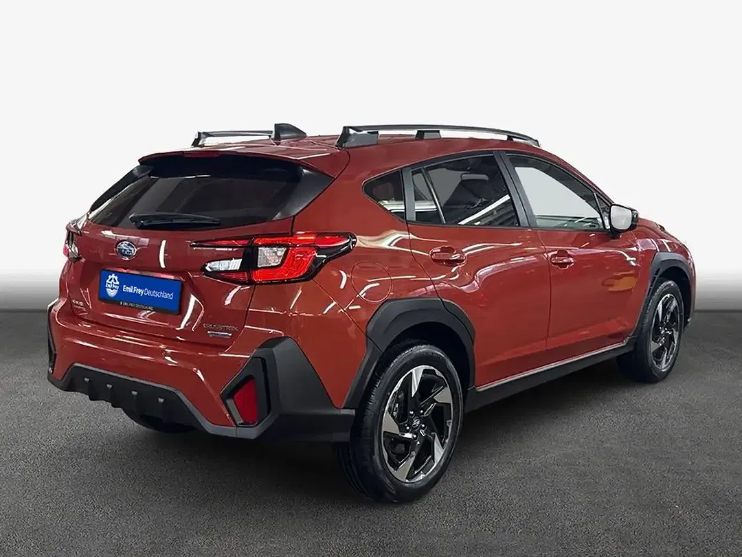 Subaru Crosstrek - Thumbnail 2