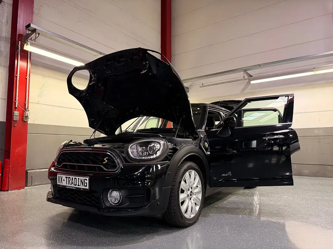 MINI Cooper SE Countryman - Thumbnail 10