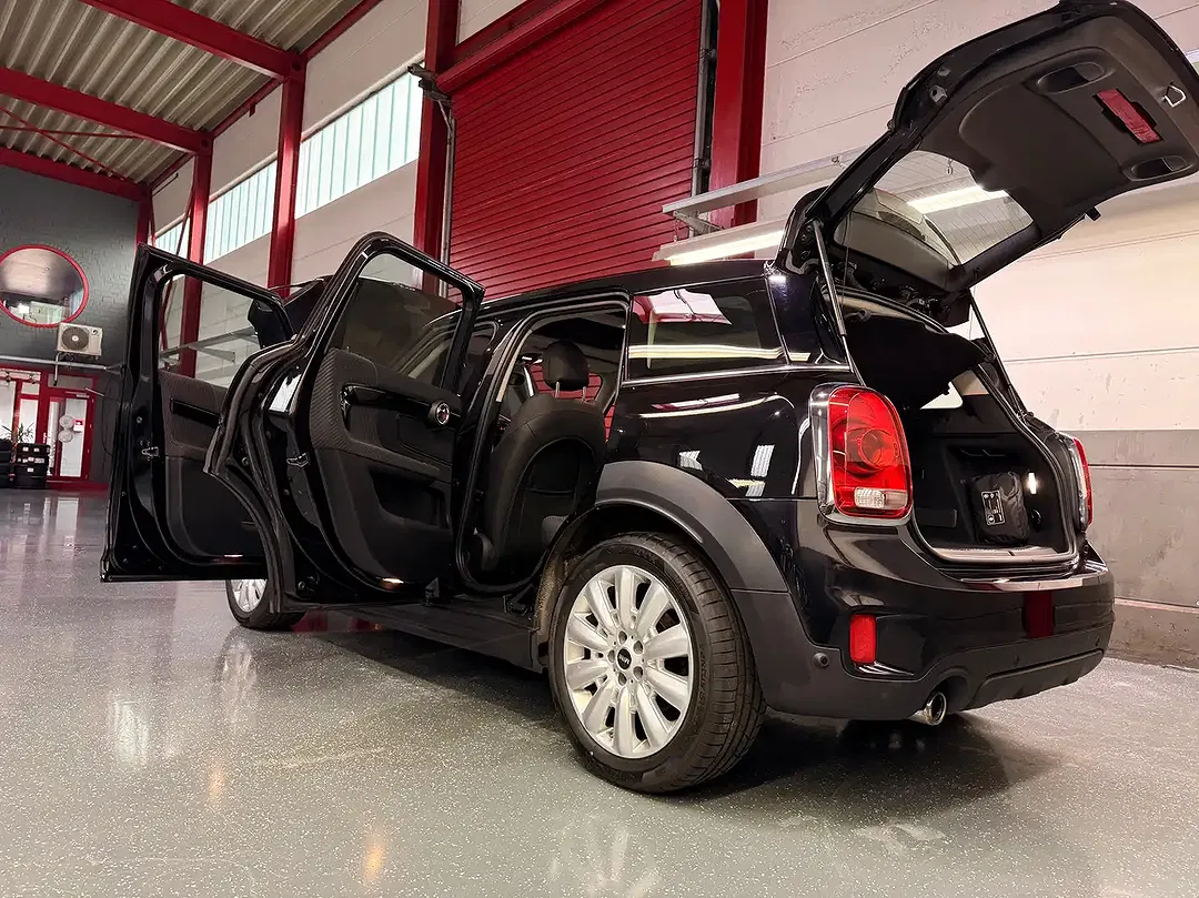 MINI Cooper SE Countryman - Thumbnail 12