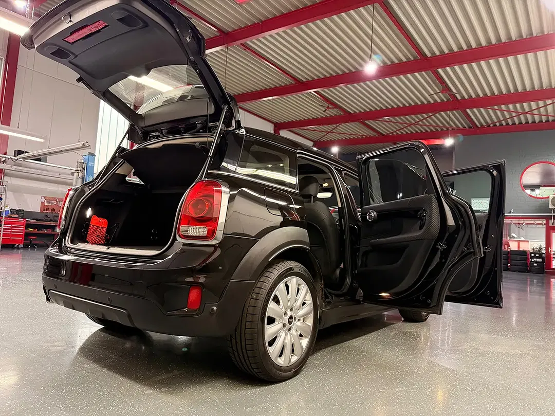 MINI Cooper SE Countryman - Thumbnail 14