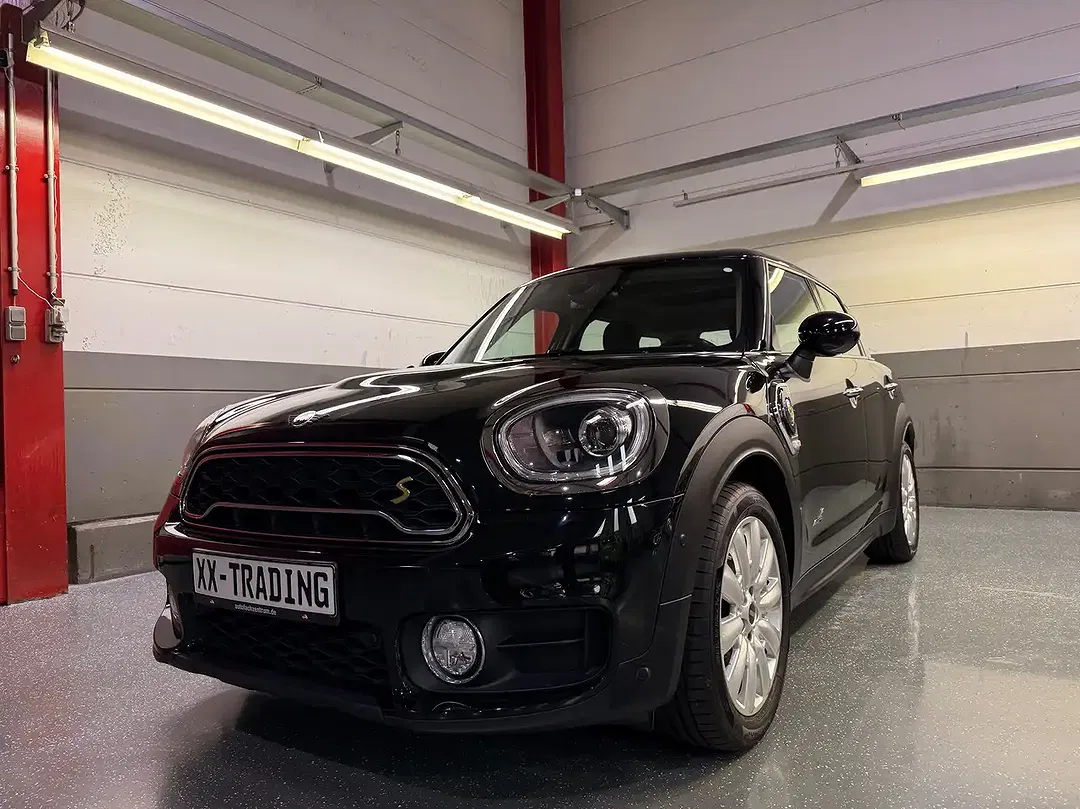 MINI Cooper SE Countryman - Thumbnail 8