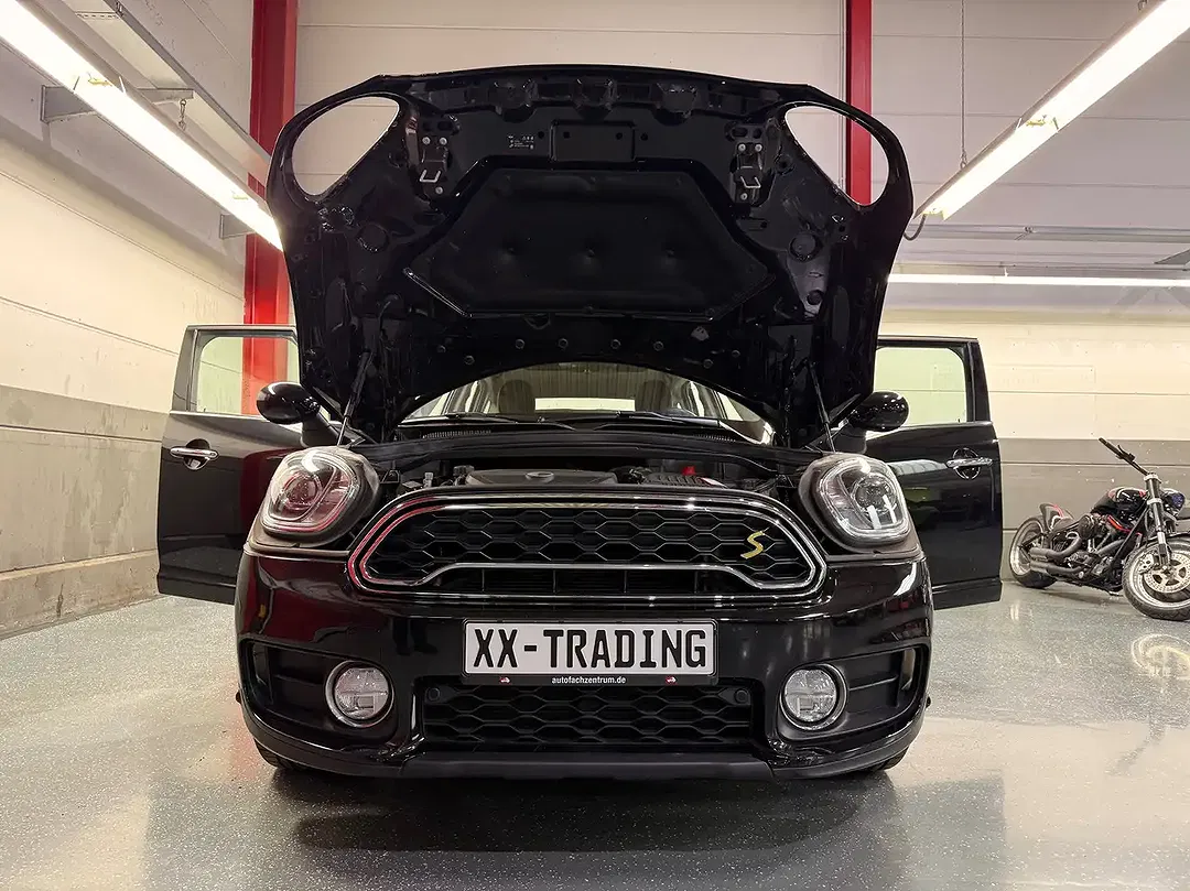 MINI Cooper SE Countryman - Thumbnail 9