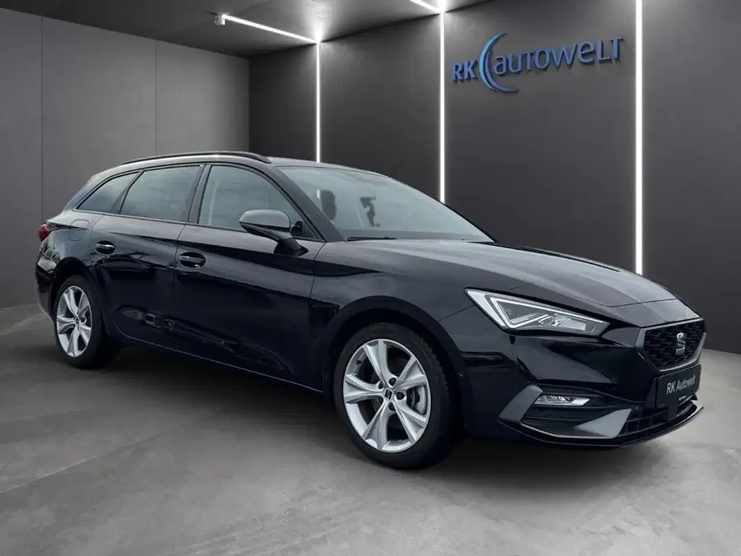 SEAT Leon - Thumbnail 2