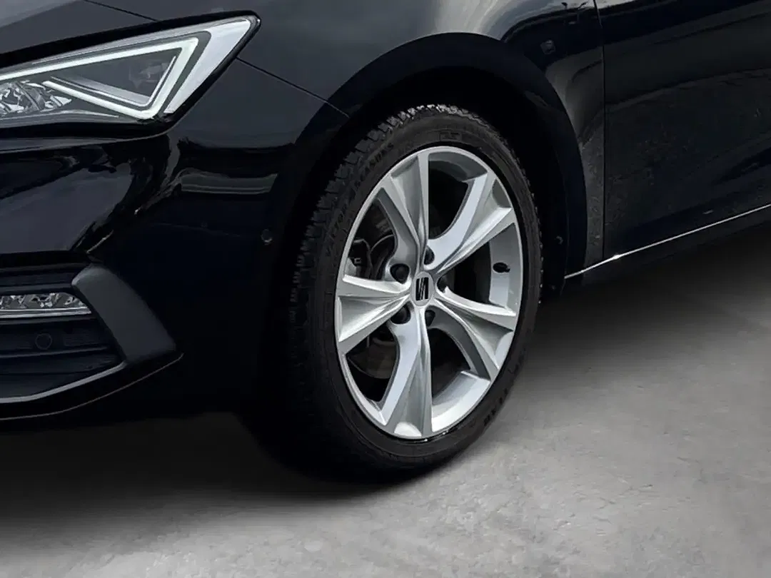 SEAT Leon - Thumbnail 8