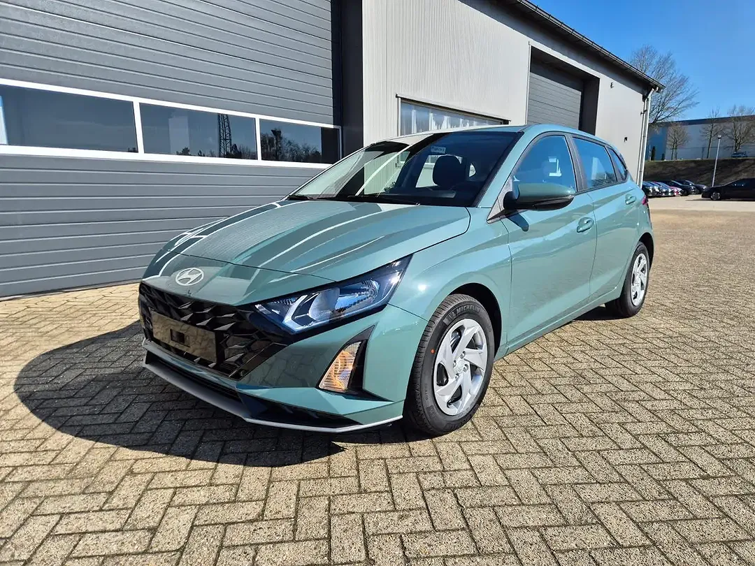 Hyundai i20 - Thumbnail 1