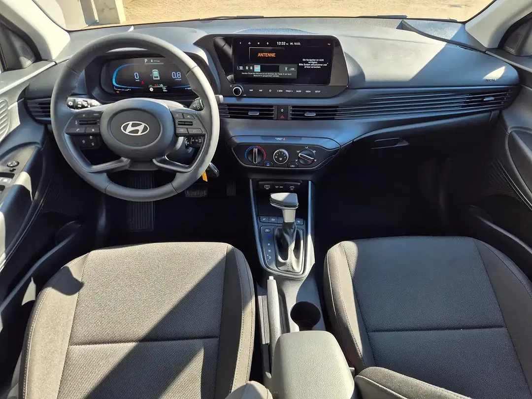 Hyundai i20 - Thumbnail 8