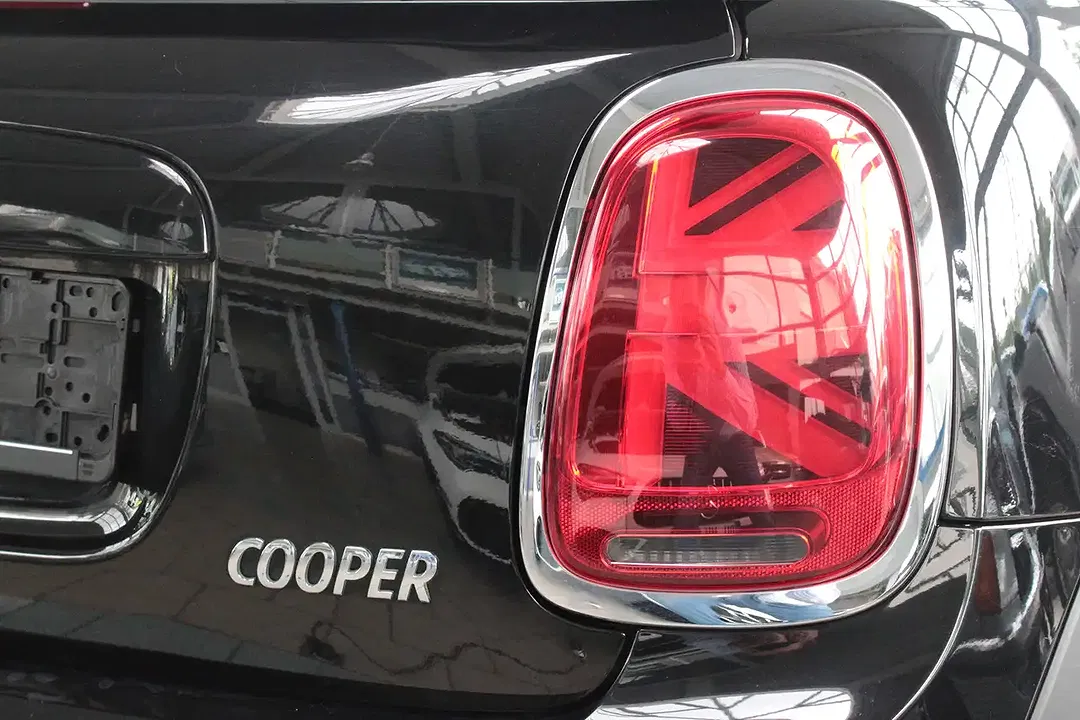 MINI Cooper - Thumbnail 18