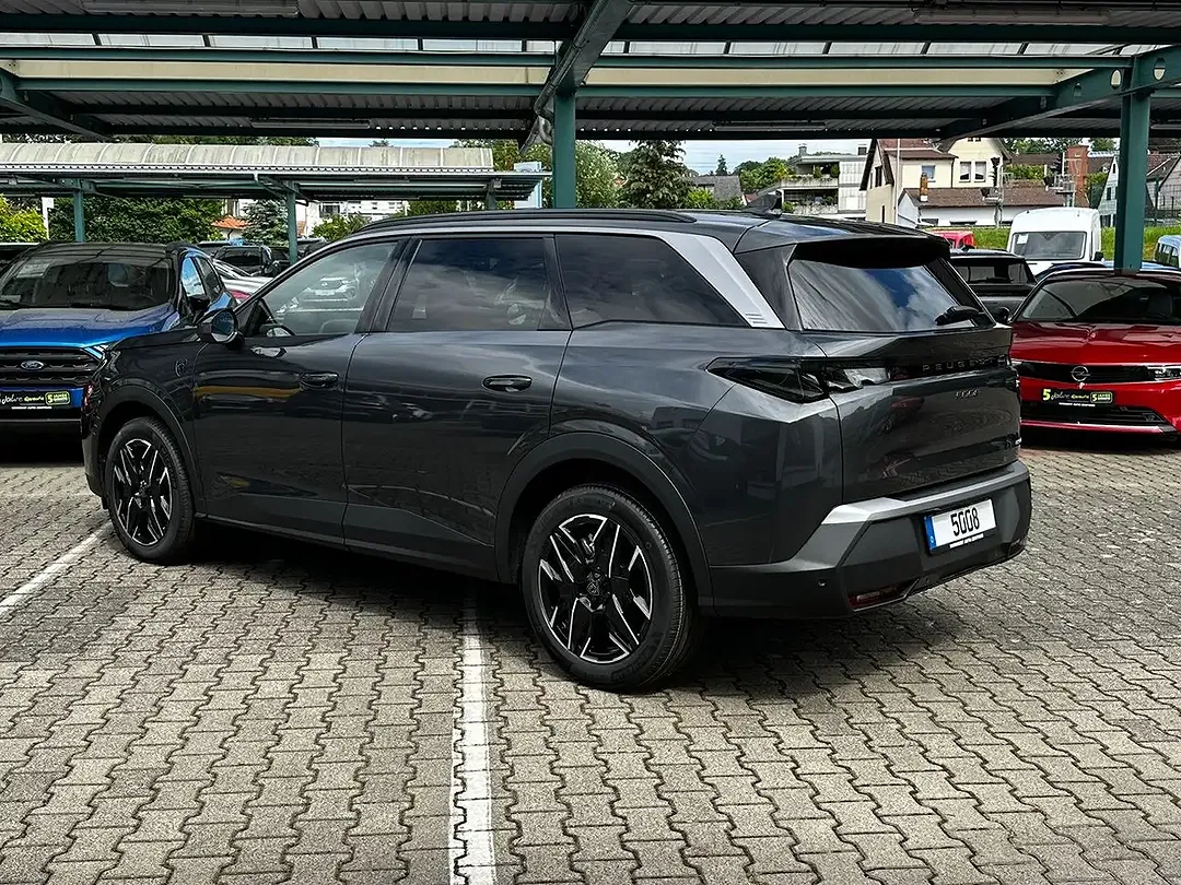 Peugeot 5008 - Thumbnail 9