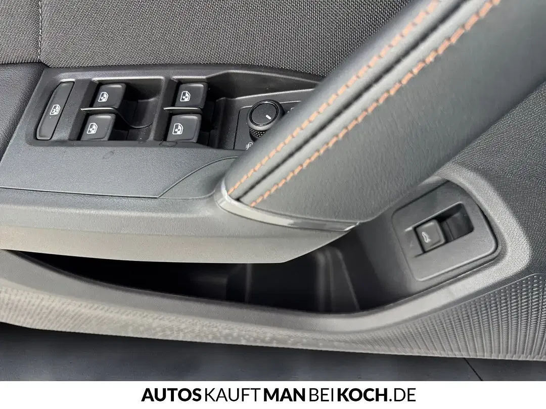CUPRA Leon - Thumbnail 12
