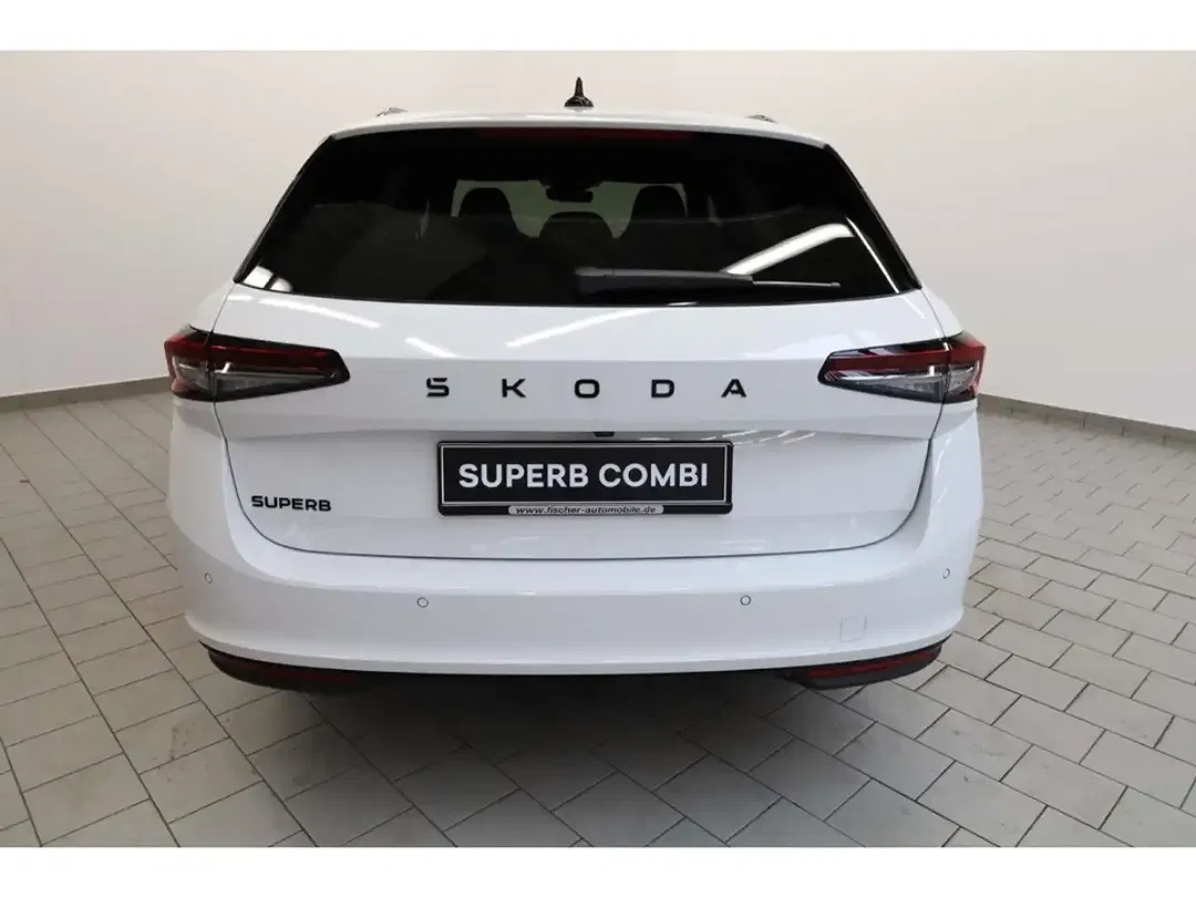 Skoda Superb - Thumbnail 4