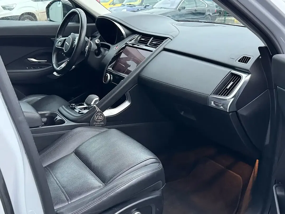 Jaguar E-Pace - Thumbnail 11