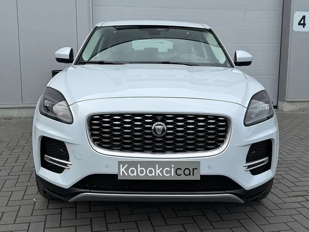 Jaguar E-Pace - Thumbnail 2