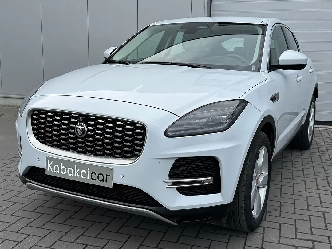 Jaguar E-Pace - Thumbnail 3