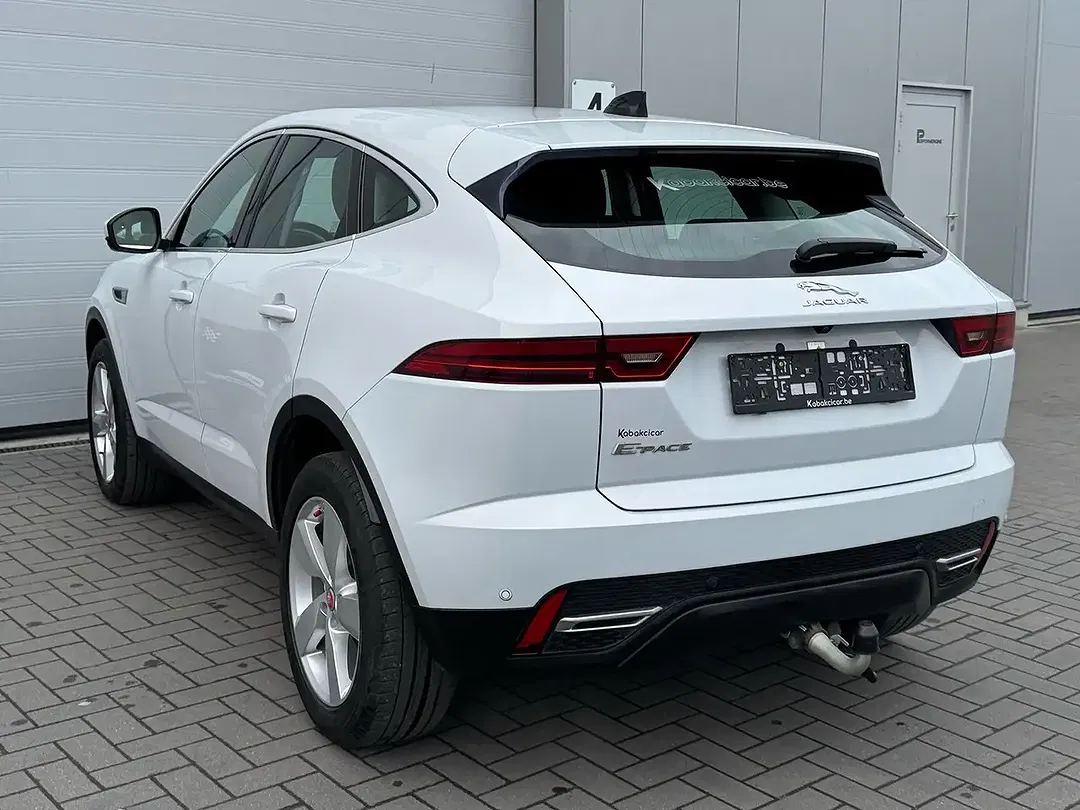 Jaguar E-Pace - Thumbnail 4
