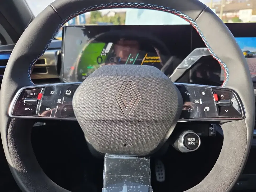 Renault Clio - Thumbnail 14
