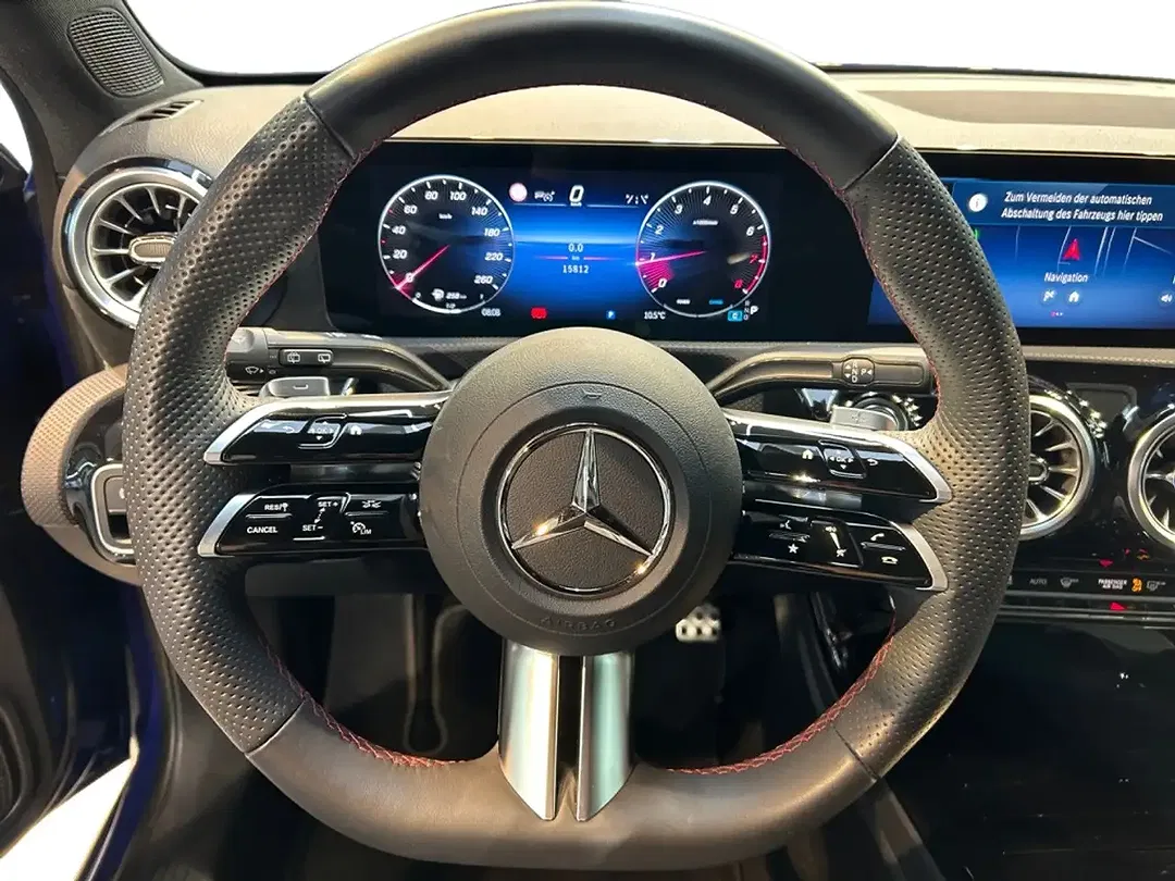 Mercedes-Benz A 200 - Thumbnail 10