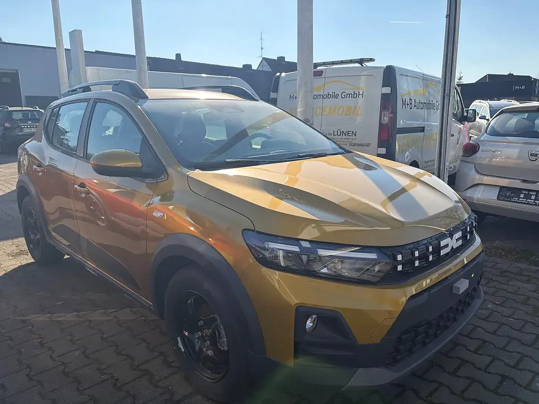 Dacia Sandero - Thumbnail 2