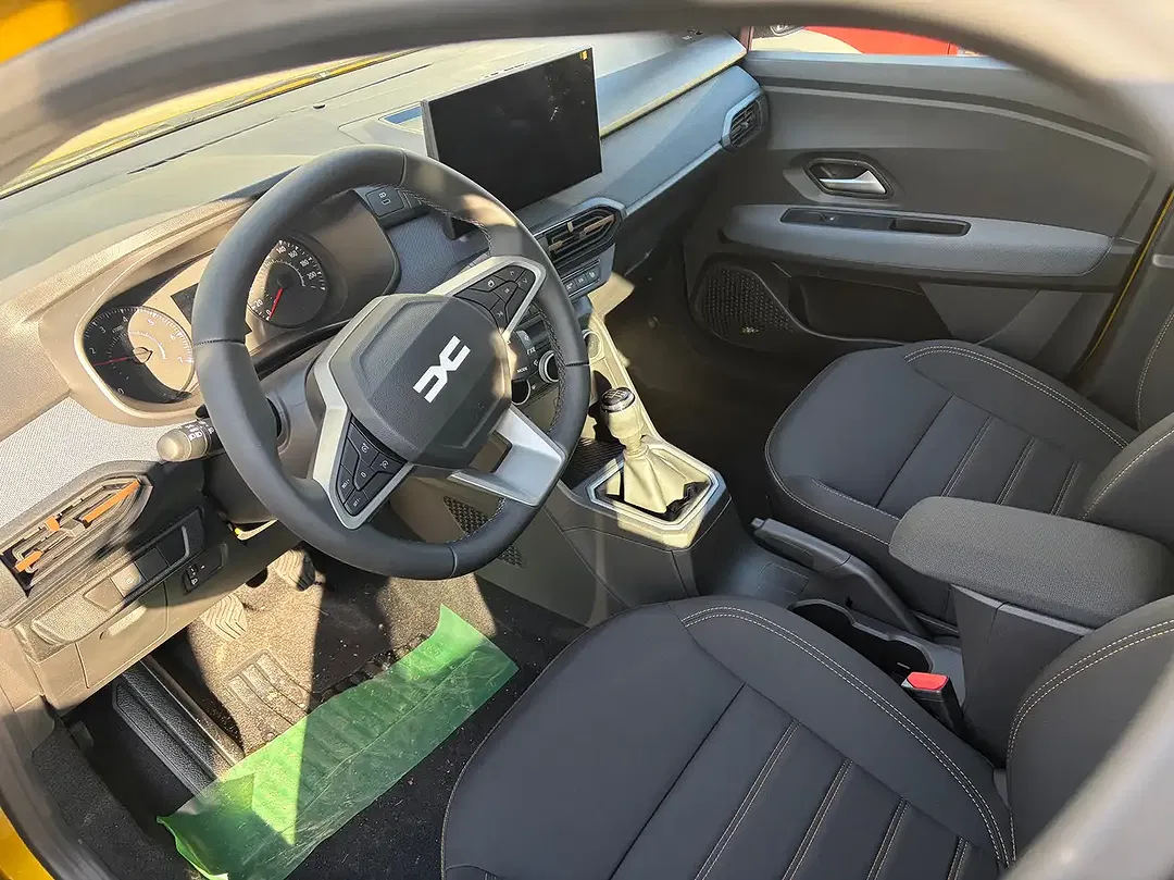 Dacia Sandero - Thumbnail 6