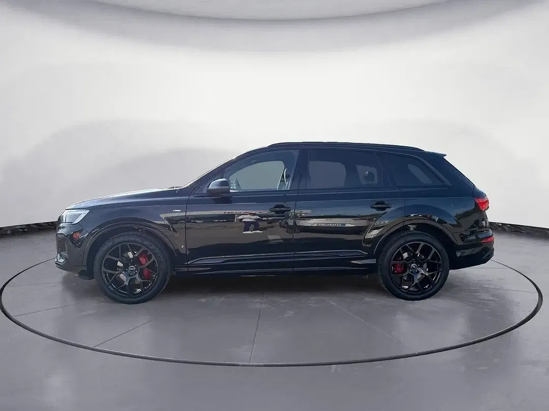Audi Q7 - Thumbnail 3