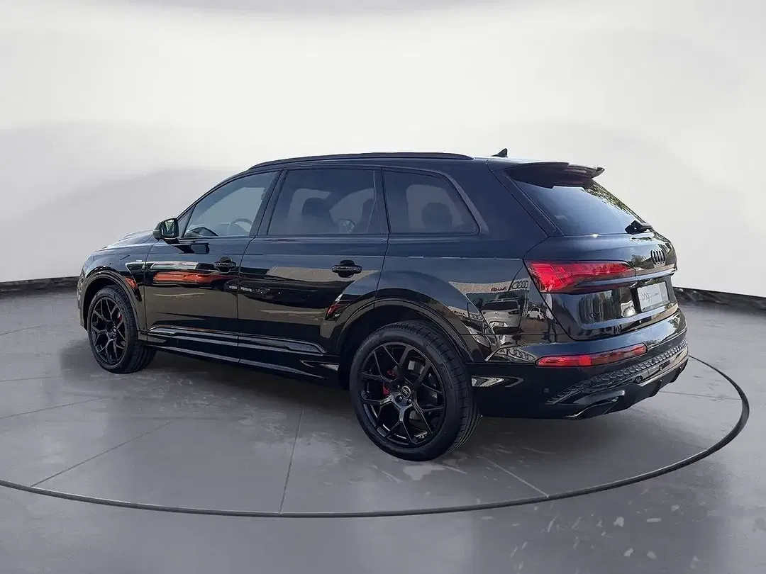 Audi Q7 - Thumbnail 4