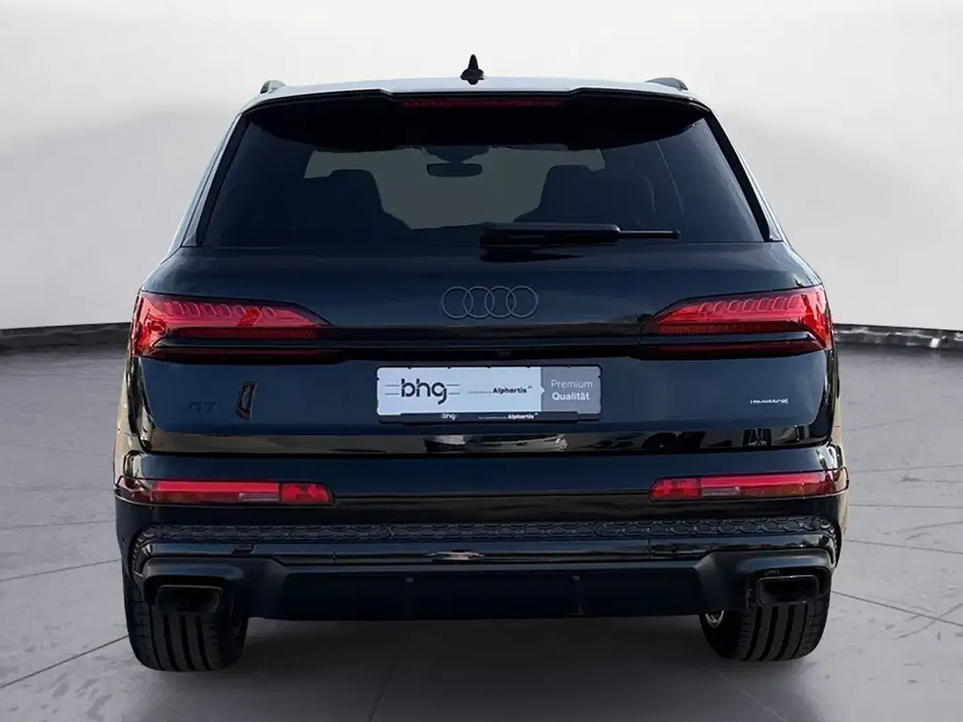 Audi Q7 - Thumbnail 5