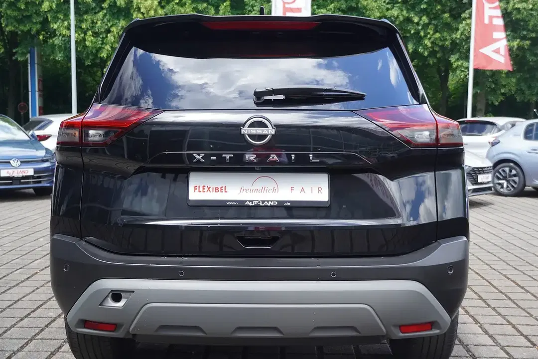 Nissan X-Trail - Thumbnail 3