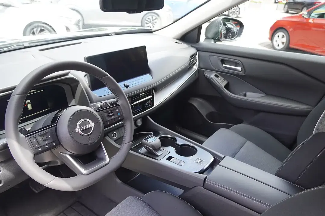 Nissan X-Trail - Thumbnail 8