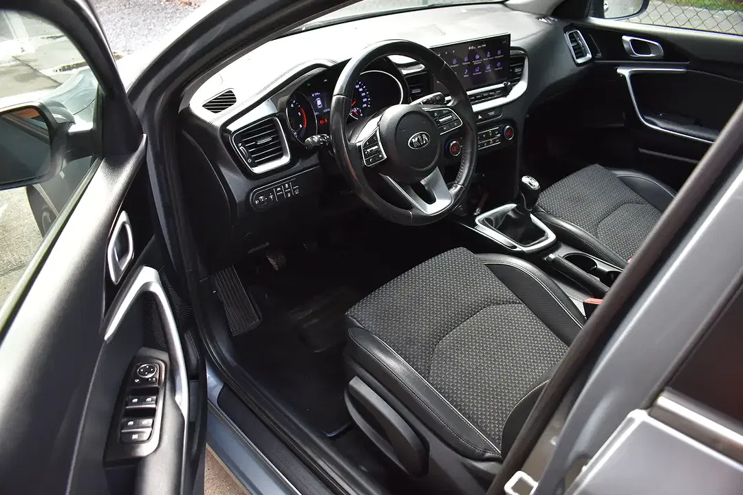 Kia Ceed SW / cee'd SW - Thumbnail 13