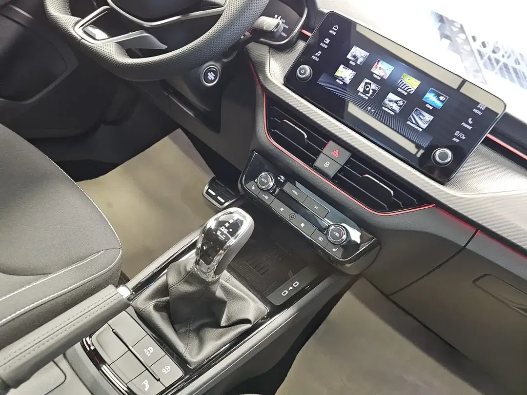Skoda Scala - Thumbnail 13