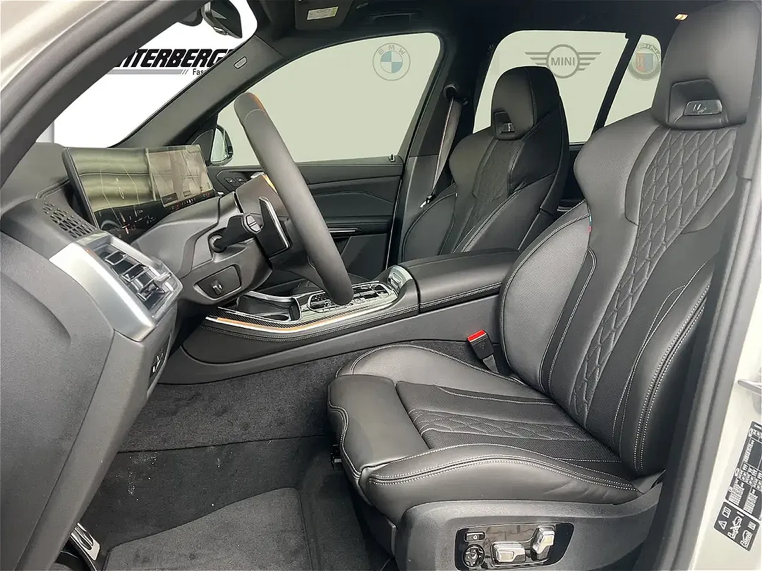 BMW X5 - Thumbnail 10