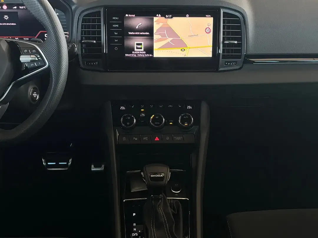 Skoda Karoq - Thumbnail 13