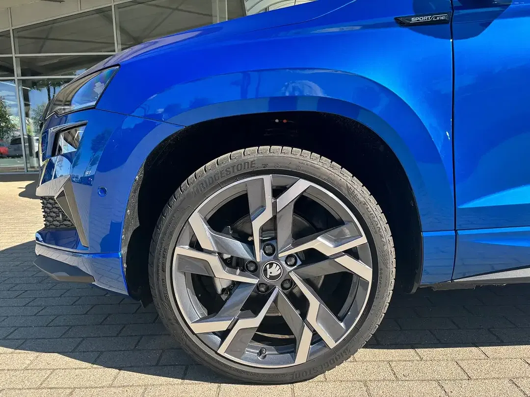 Skoda Karoq - Thumbnail 5