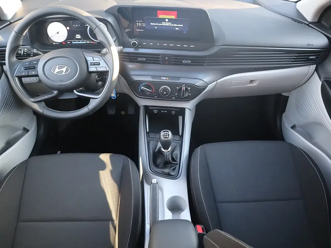 Hyundai i20 - Thumbnail 8