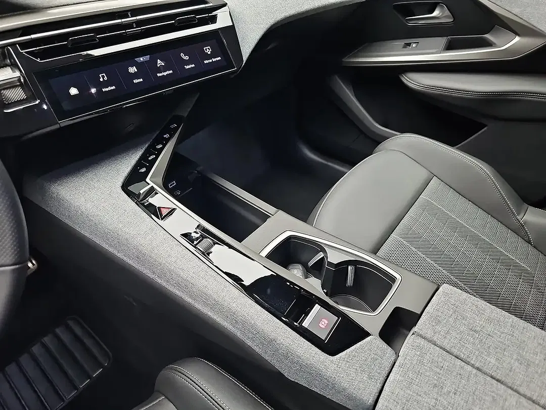 Peugeot 5008 - Thumbnail 12