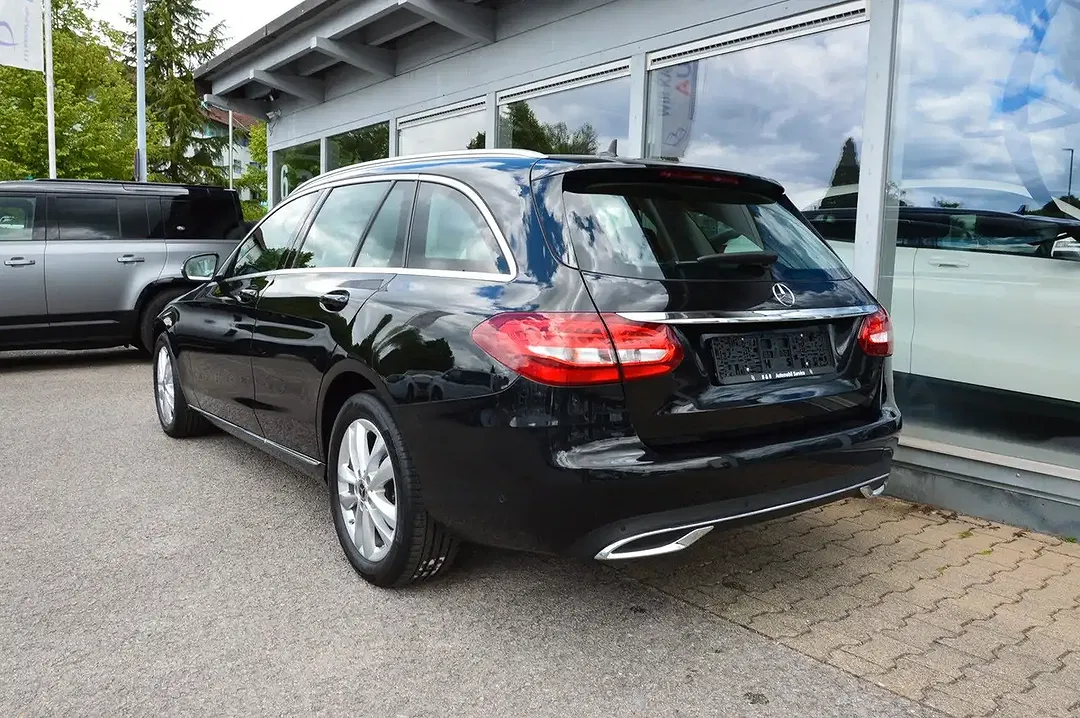 Mercedes-Benz C 220 - Thumbnail 3