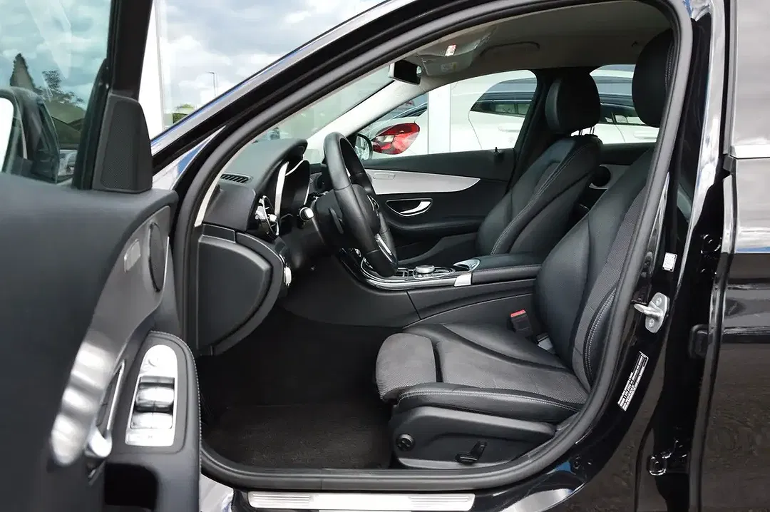 Mercedes-Benz C 220 - Thumbnail 4