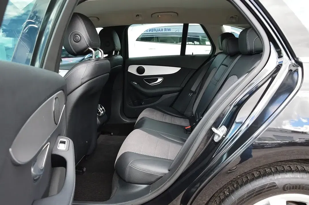 Mercedes-Benz C 220 - Thumbnail 6