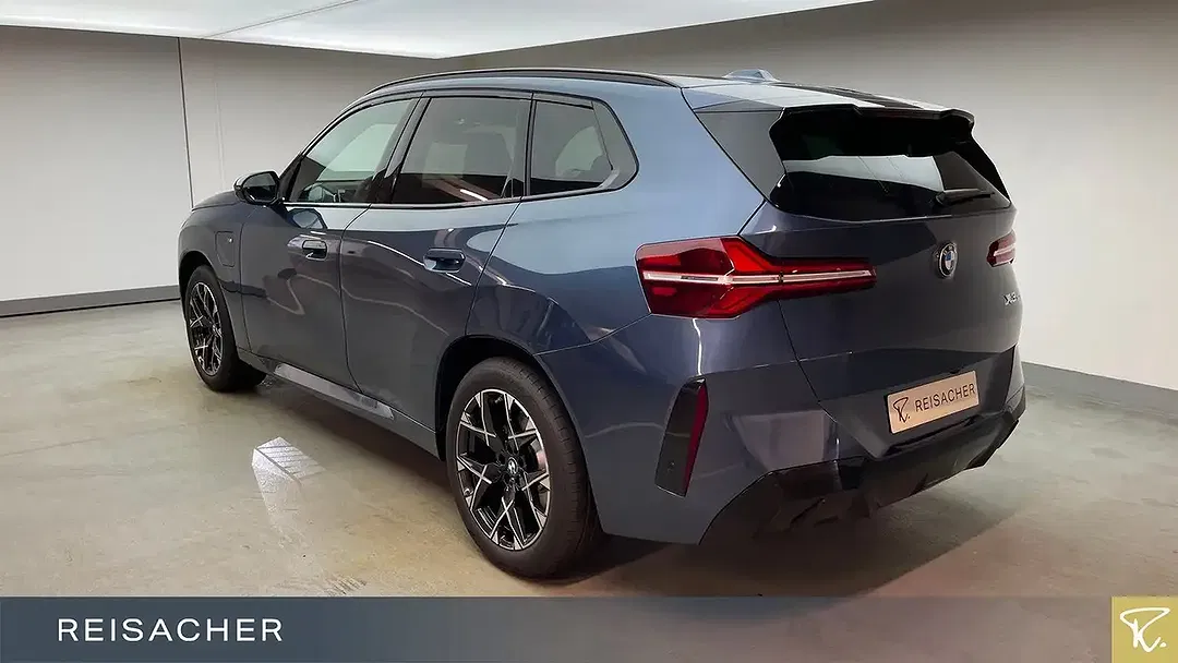 BMW X3 - Thumbnail 2
