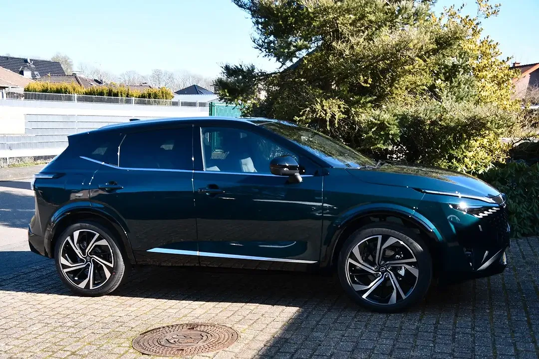 Nissan Qashqai - Thumbnail 3