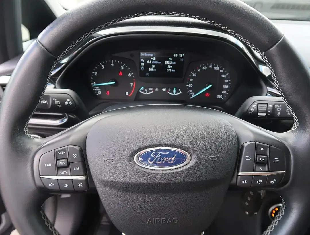Ford Fiesta - Thumbnail 10