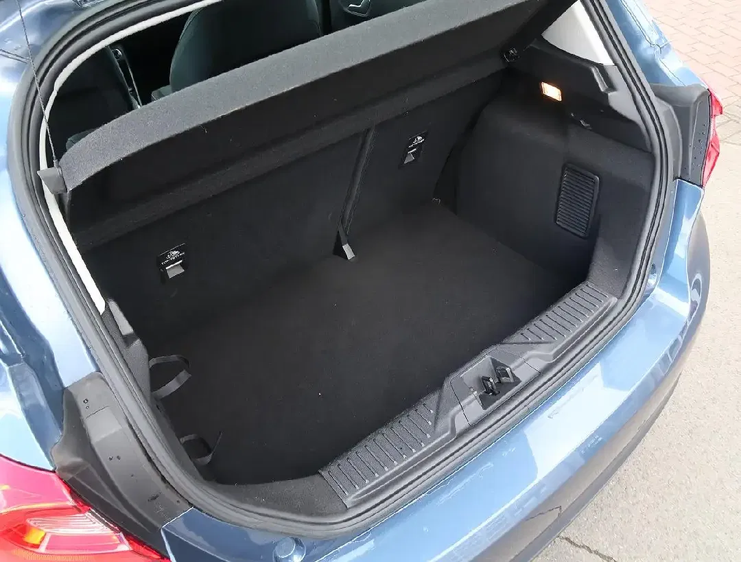Ford Fiesta - Thumbnail 13